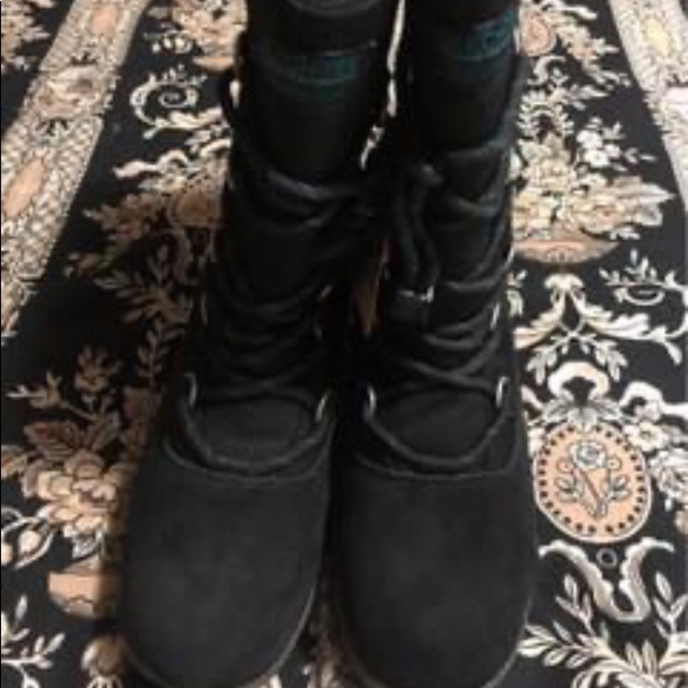 Sketcher Woman Snow Boots